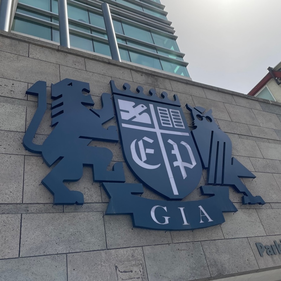 GIA어학원 로고